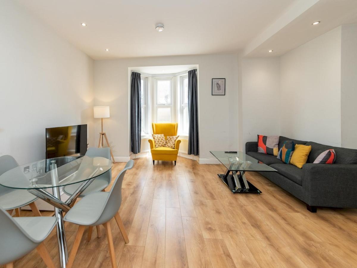 Pass The Keys Spacious 2br Flat Modern Convenient Apartment *