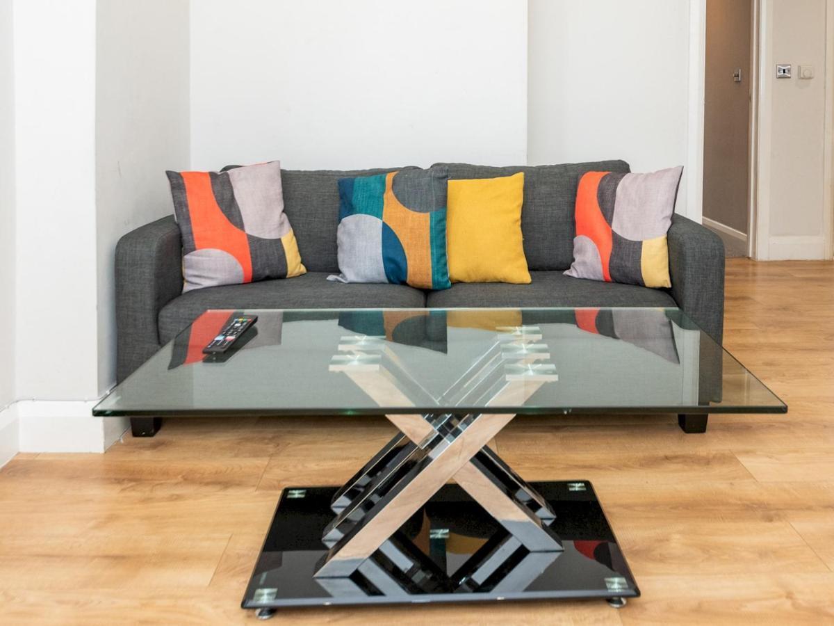 Pass The Keys Spacious 2br Flat Modern Convenient Apartment *