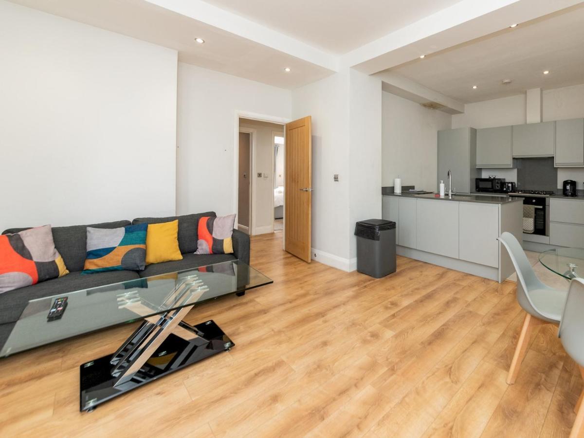 Apartment Pass The Keys Spacious 2br Flat Modern Convenient *