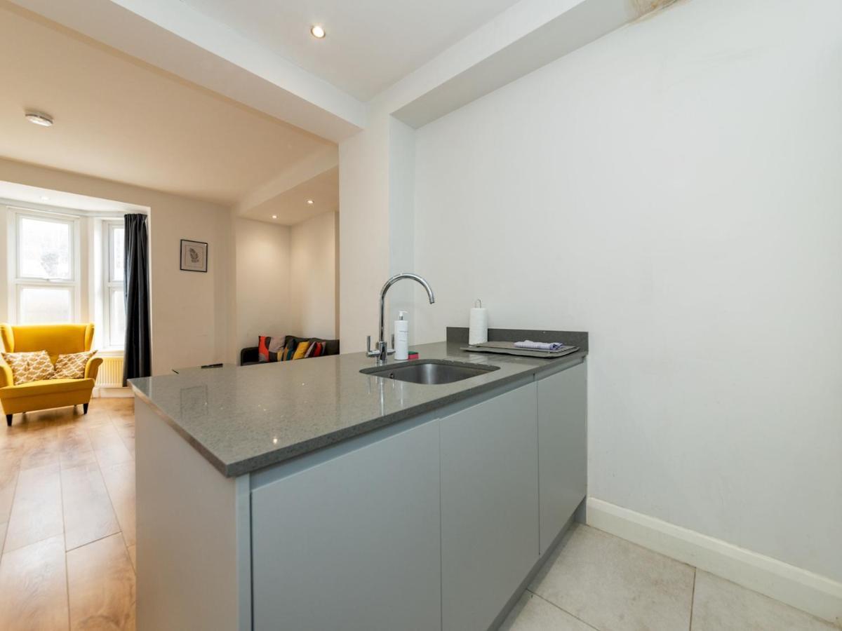 Apartment Pass The Keys Spacious 2br Flat Modern Convenient Reading