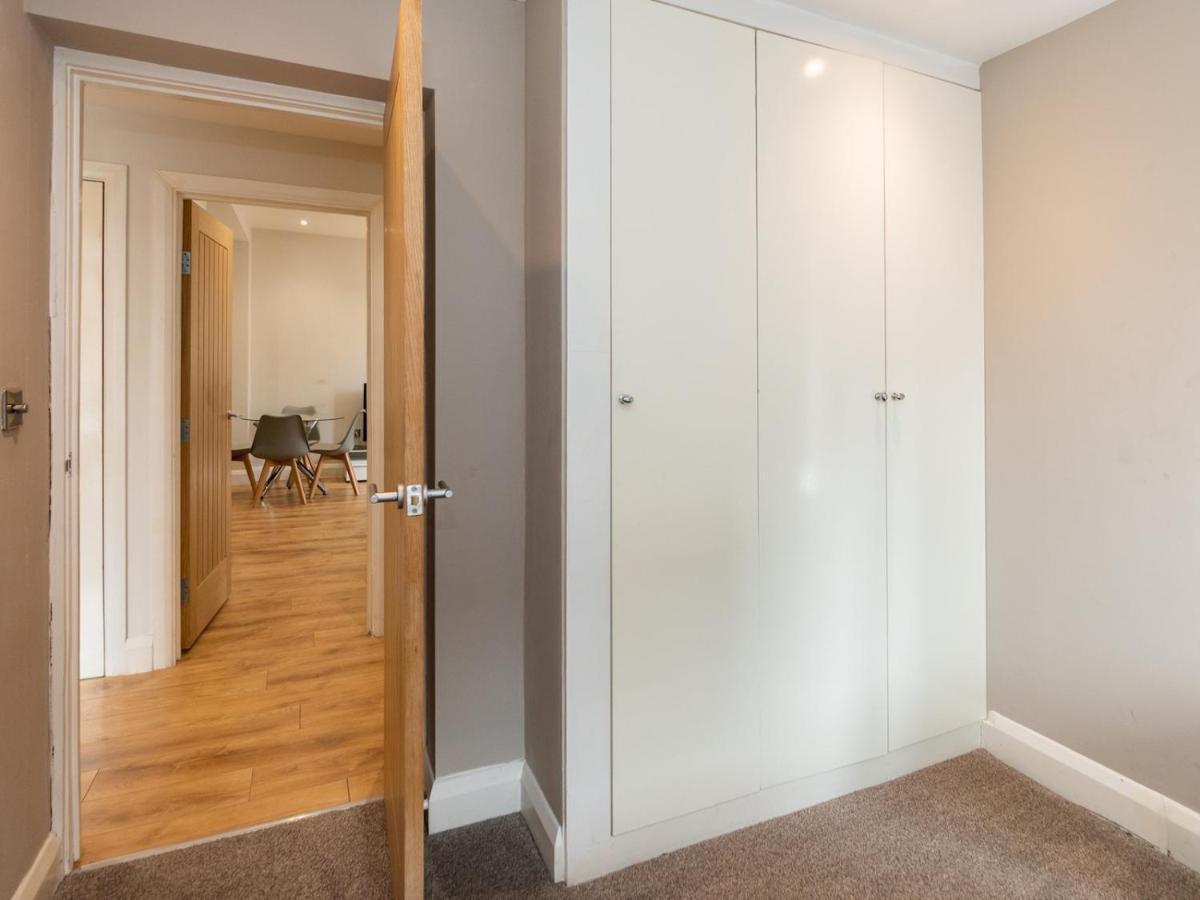 Pass The Keys Spacious 2br Flat Modern Convenient Apartment *