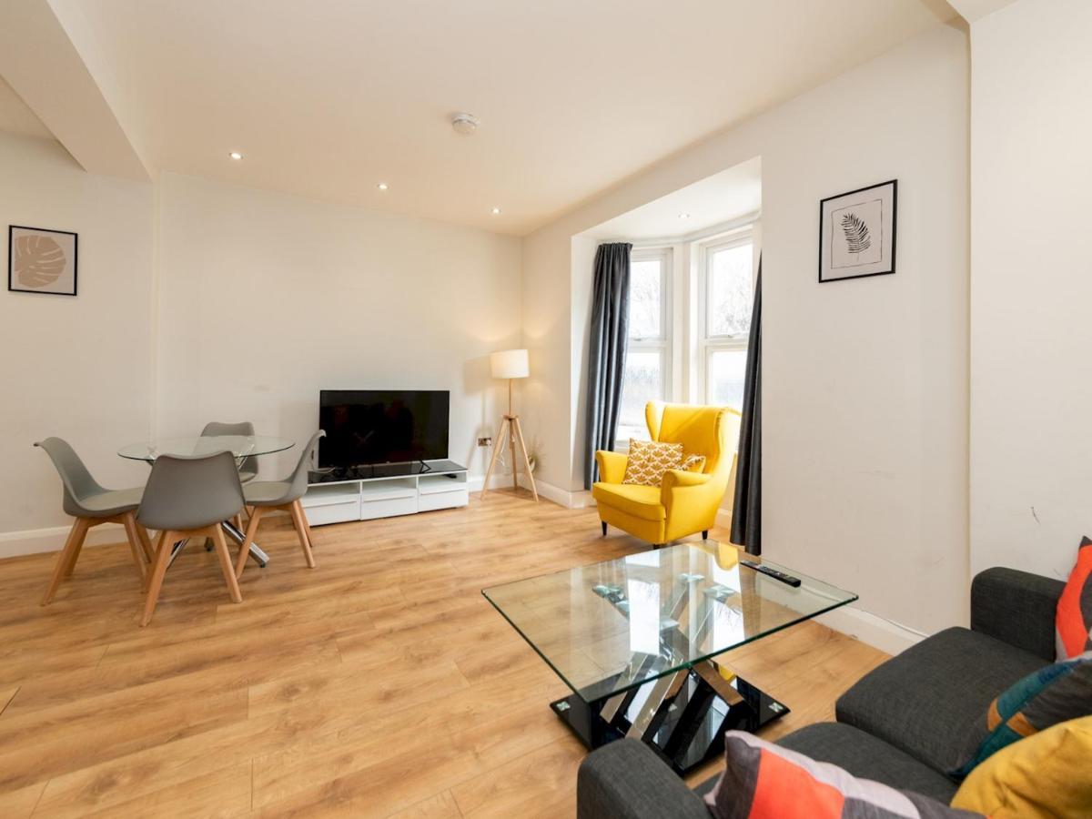Pass The Keys Spacious 2br Flat Modern Convenient Apartment